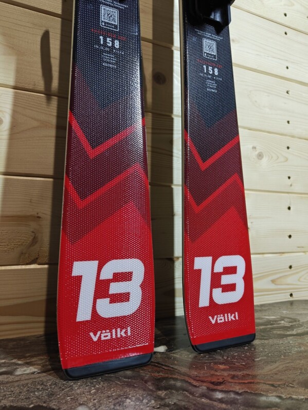 LYŽE VOLKL RACETIGER SRC 158CM --MODEL 2025--